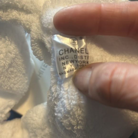 Chanel white essential beauty towel headband nib - Picture 4 of 4